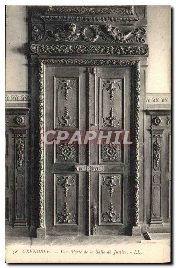 CPA Grenoble Une porte de la Salle de Justice 