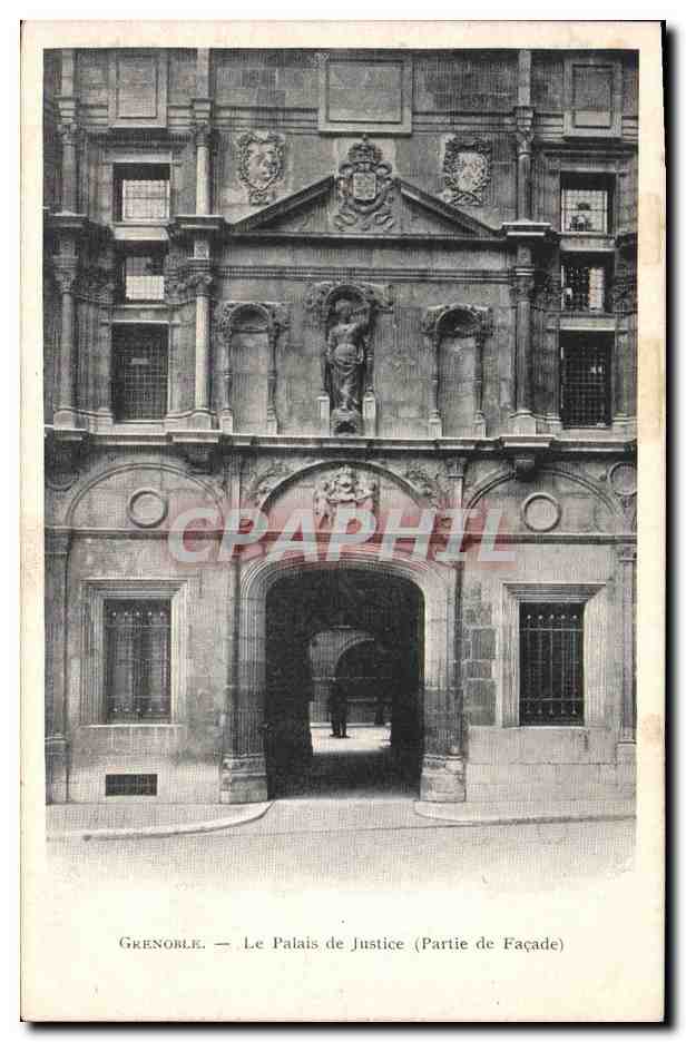 CPA Grenoble Le Palais de Justice (Partie de Facade) 