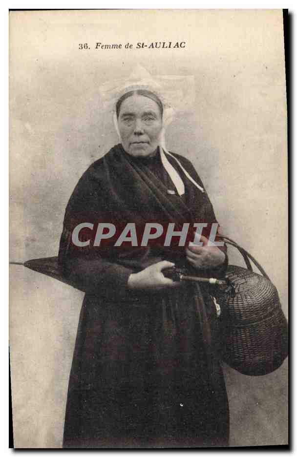 CPA Folklore Femme de St Auliac 