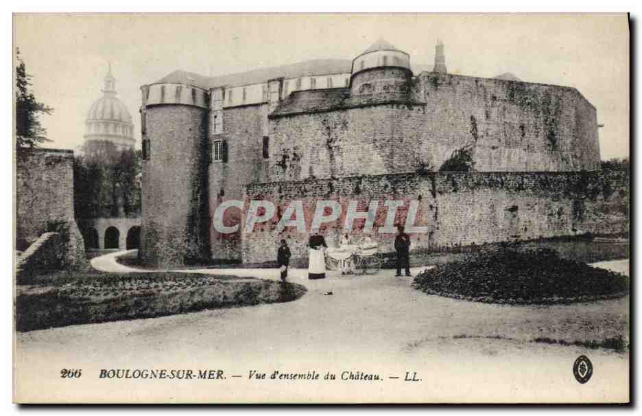 CPA Boulogne sur mer Vue d'ensemble du chateau 