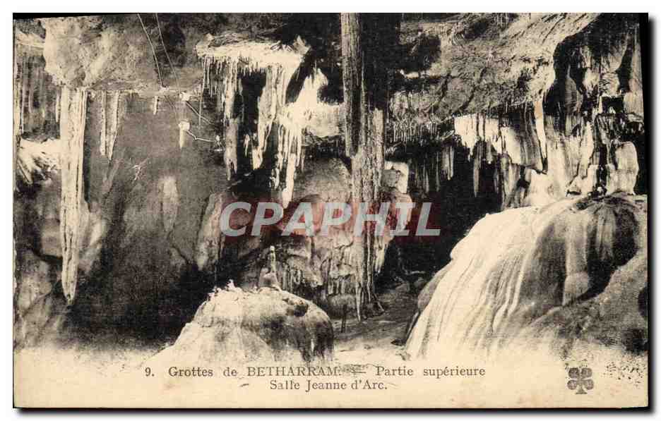 CPA Grottes de Betharram partie superieure salle Jeanne d'Arc 
