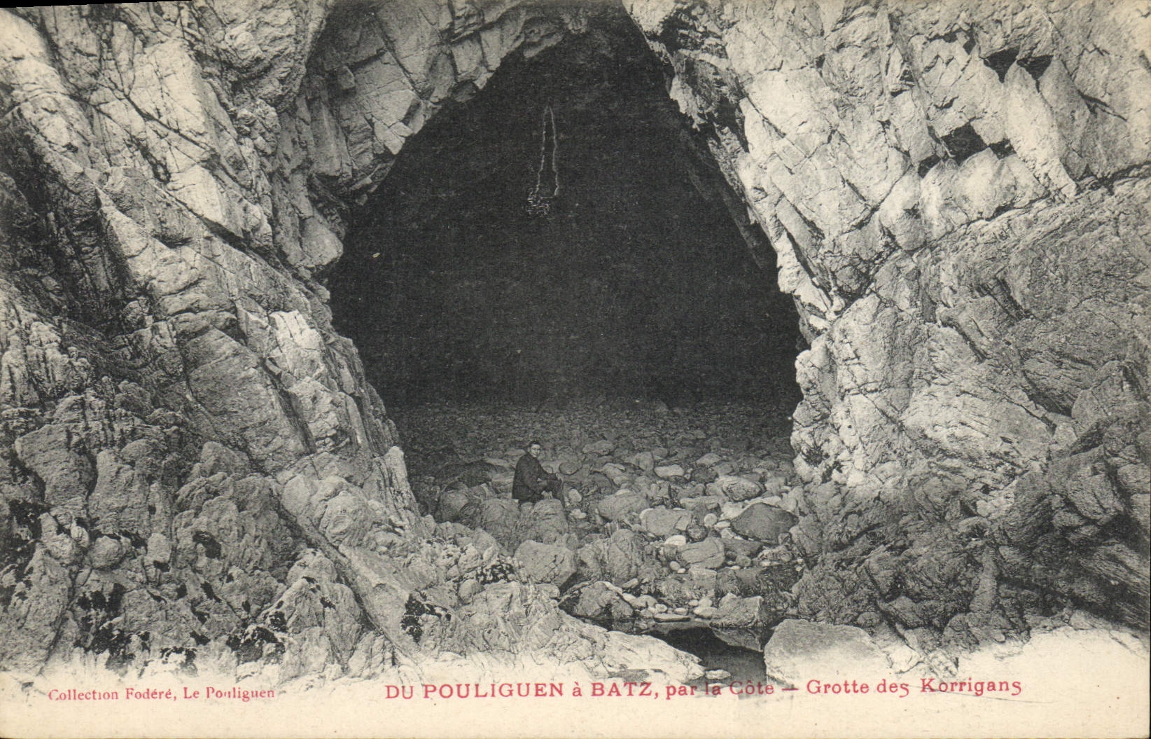 CPA Du Poulliguen a Batz par la cote grotte des Korrigans 