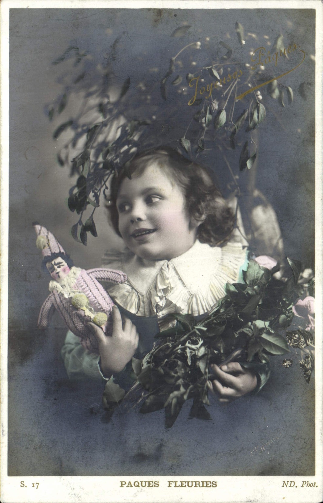 Fille en costume de Pâques — PAQUES FLEURIES — ND. Phot. S. 17