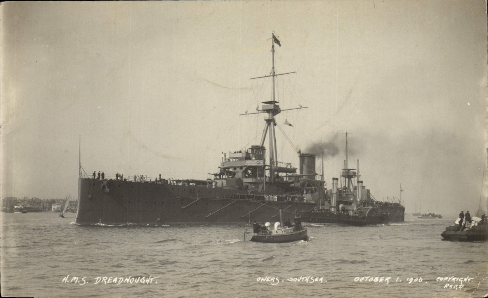 CPA Bateau de guerre HMS Dreadnought 
