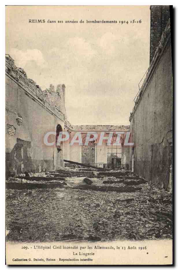 CPA Militaria Reims L'Hopital civil incendie par les Allemands La lingerie 