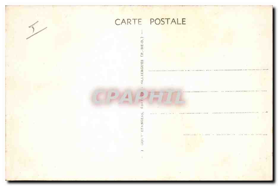 CPA Folklore Auvergne Un coin de village — Rückseite