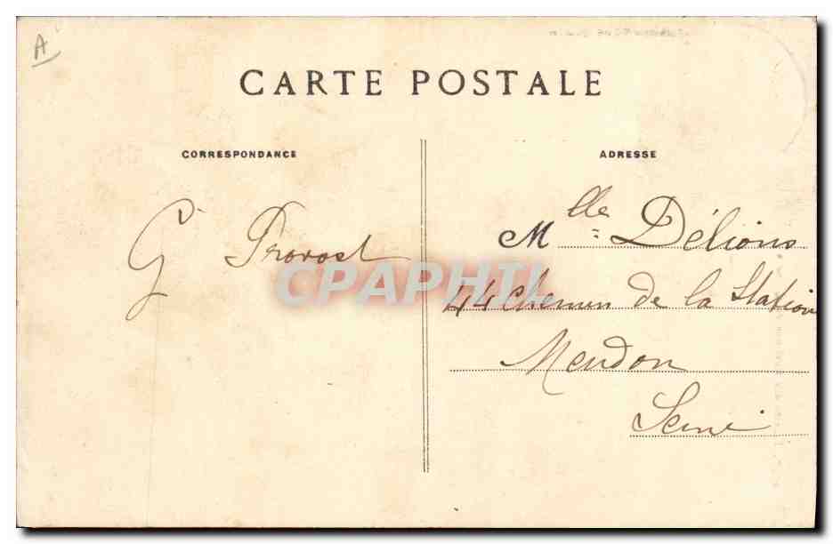 CPA Folklore Fillette des environs de Quimper  — Verso