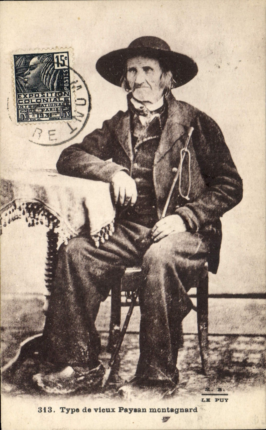 CPA Folklore Auvergne Type du vieux paysan montagnard