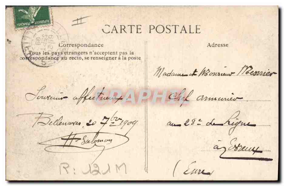 CPA Folklore Auvergne La bourree — Verso