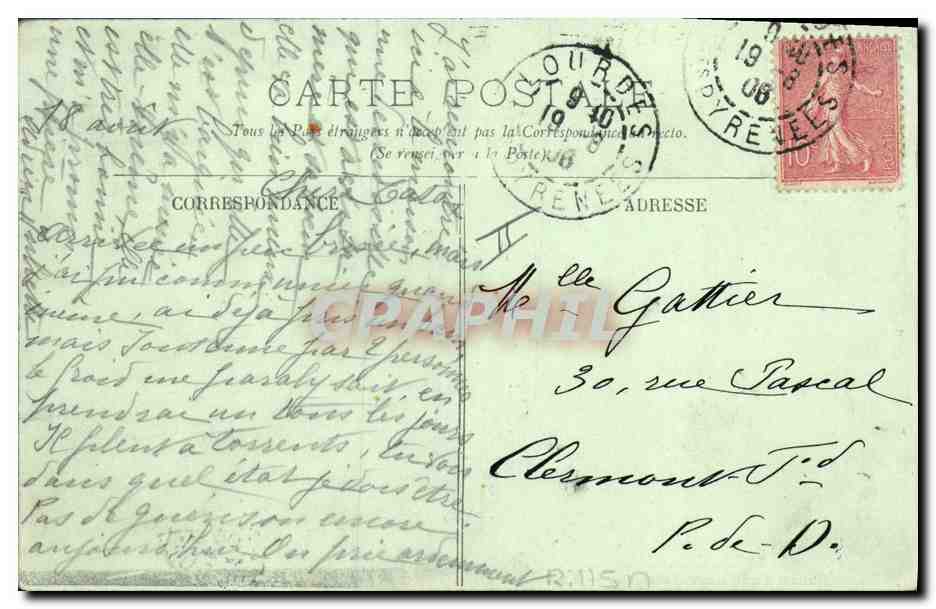 CPA Folklore Auvergne Maisons d'un village Auvergnat — Verso