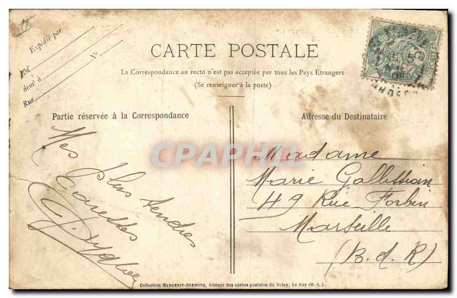 CPA Folklore Auvergne La bourree — Verso