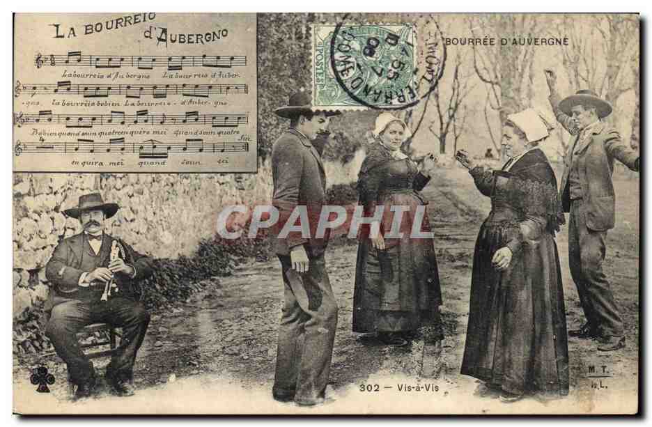CPA Folklore Auvergne La bourree Vis a vis