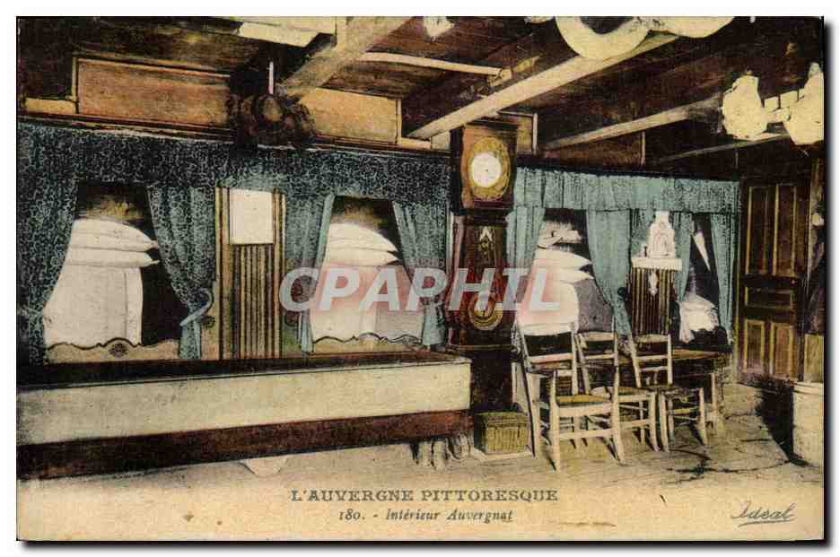 CPA Folklore Auvergne Interieur Auvergnat