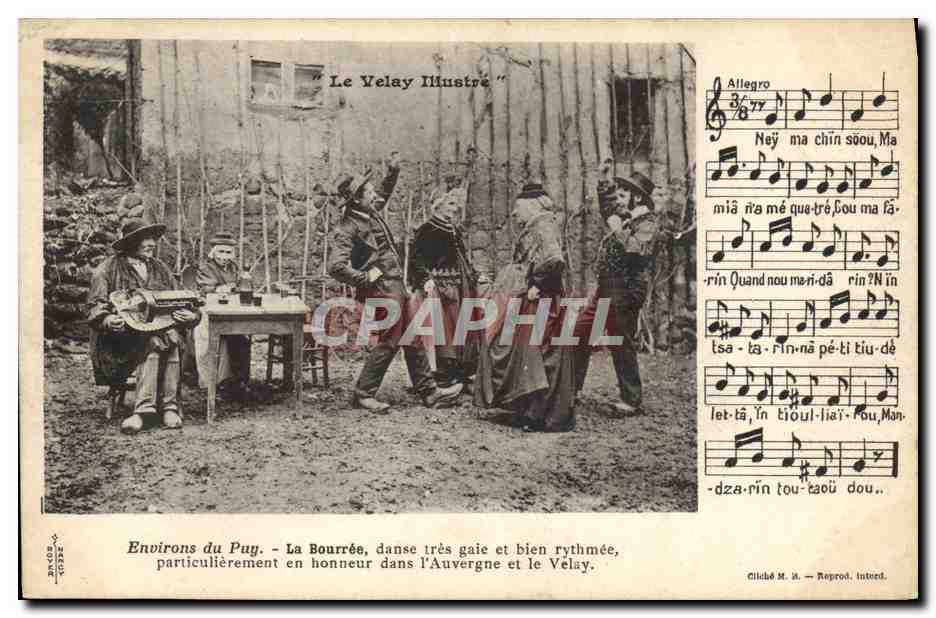 CPA Folklore Auvergne La bourree