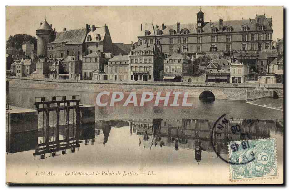 CPA Laval Le chateau et le Palais de justice 