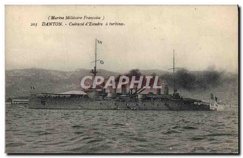 CPA Bateau de guerre Danton Cuirasse d'escadre a turbines