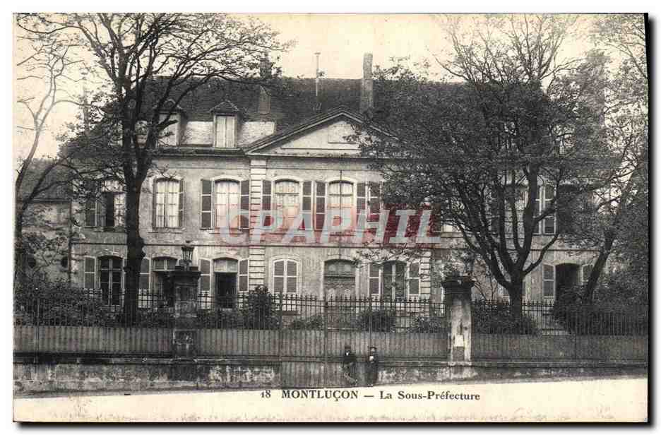CPA Montlucon Sous Prefecture 