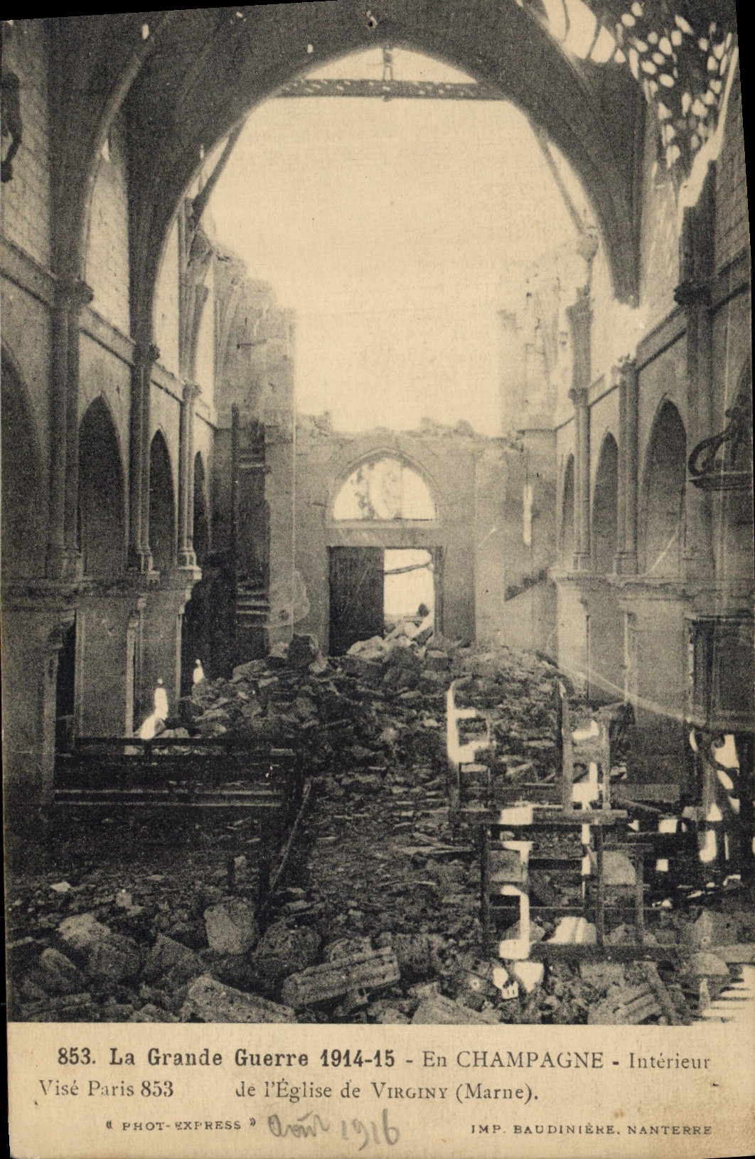 Innenansicht der Kirche von Virginy (Marne) — zerstört durch den Ersten Weltkrieg 1914-15 — IMP. BAUDINIÈRE, NANTERRE