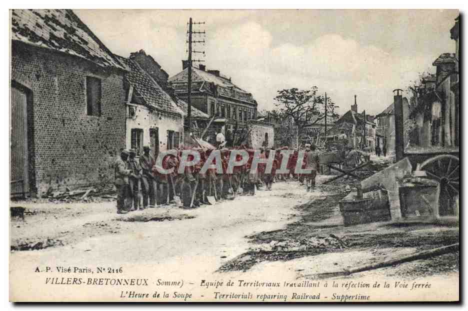 Villers-Bretonneux — Team of Territorials working on the Railway Repair — A.P. Visé Paris, N° 2116