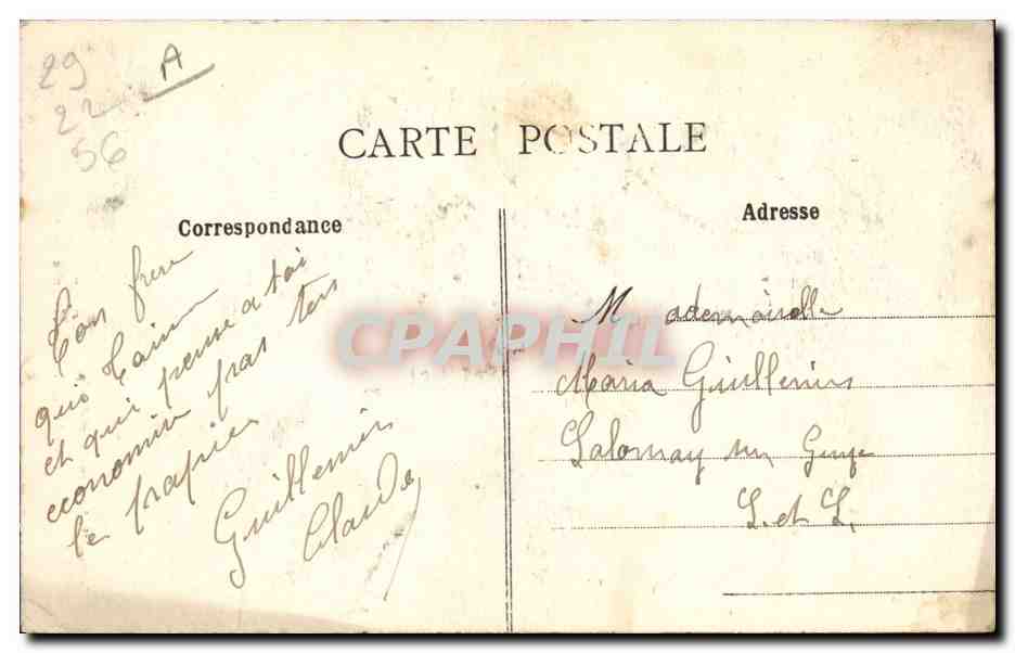 CPA Folklore Vieille fileuse Bretonne — Verso