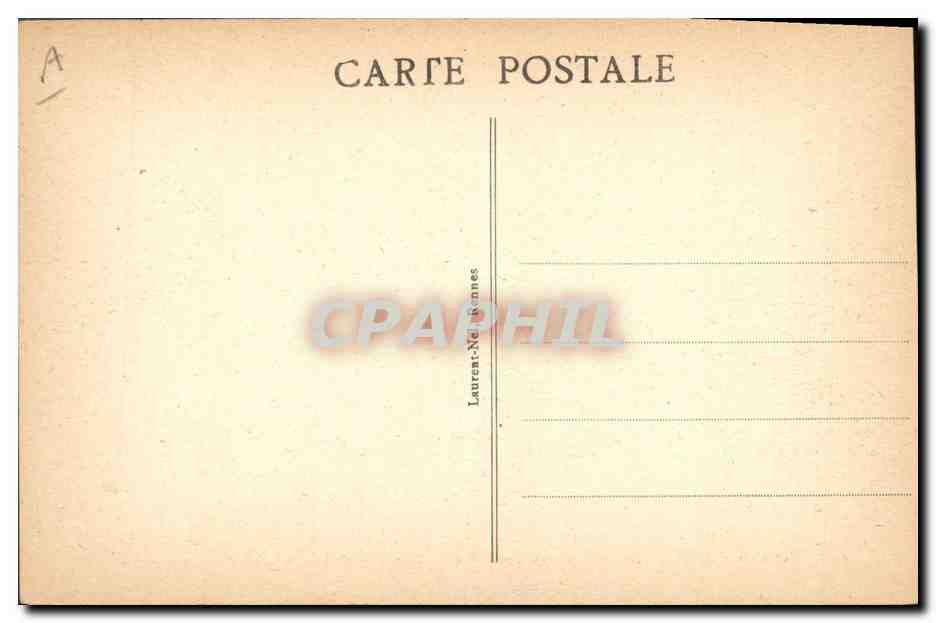 CPA Folklore Environs d'Auray Trois mariages reunis Maries Garcons et filles d'honneur dansant la ri — Verso