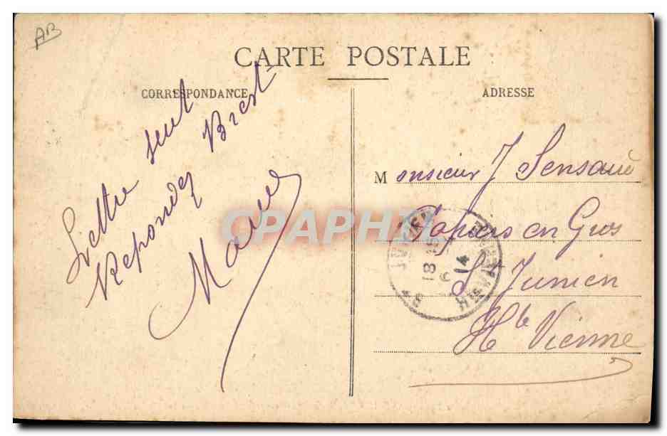 CPA Folklore Les mariages de Plougastel Defile des maries apres la ceremonie religieuse Mariage — Verso