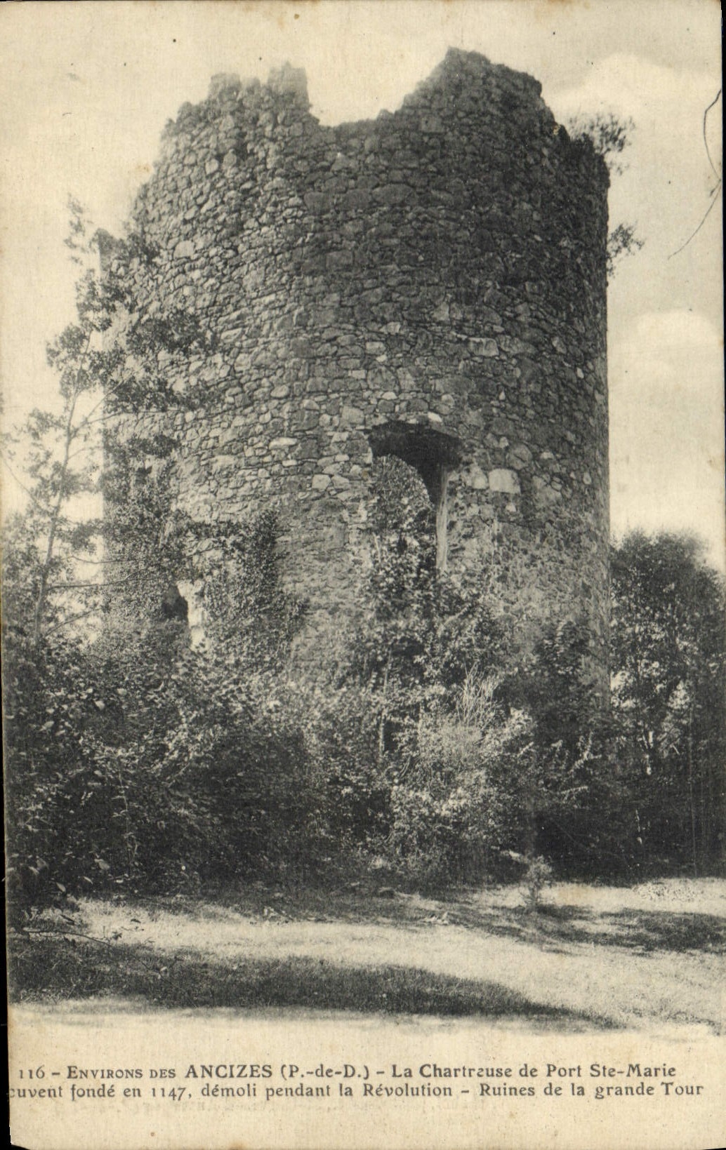 Ancizes (P.-de-D.) — Ruines de la grande Tour de la Chartreuse de Port Ste-Marie — A. Michel, phot. édit. Saint-Cervanne-d'Antrigues (P.-de-D.)