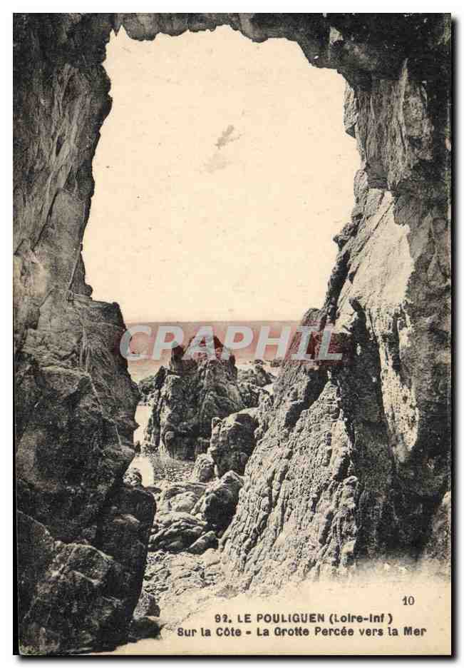 CPA Grotte percee vers la mer Le Pouliguen Grottes 