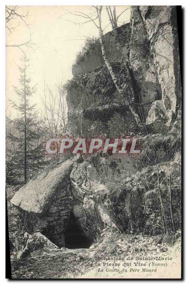 CPA Grotte Grottes Monastere de Sainte Marie de la Pierre qui Vire La grotte du Pere Muard