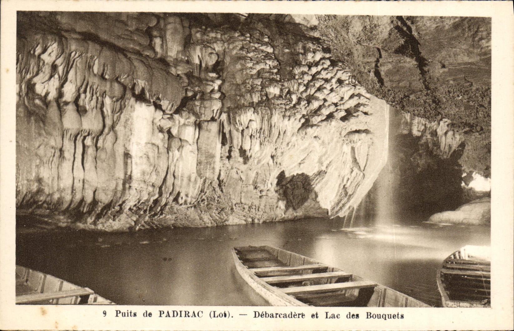 Puits de PADIRAC (Lot) — Débarcadère et Lac des Bouquets — Phototypie-Hélio-Française