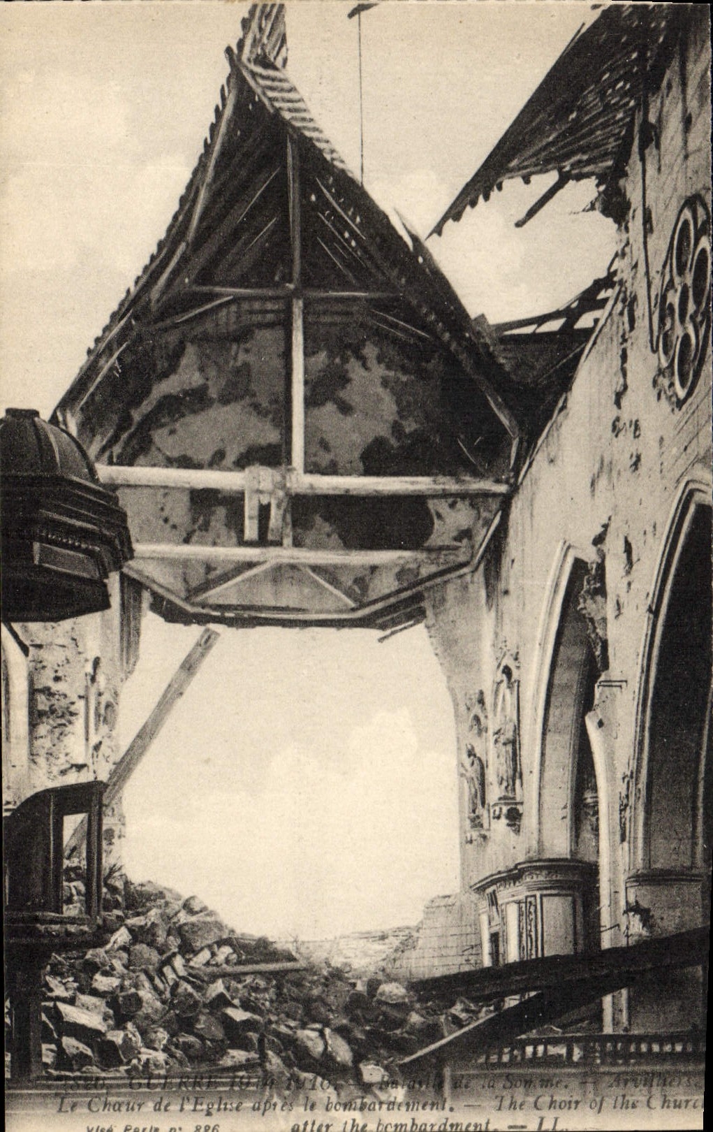 Chœur de l'église après le bombardement — Barville-de-la-Somme, Artois — LL