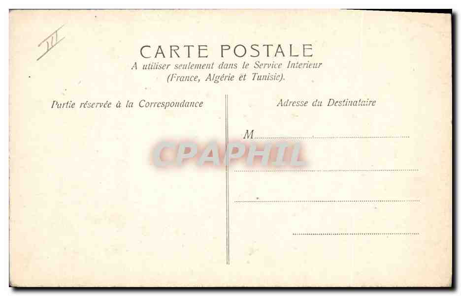 CPA Folklore Auvergne Interieur d'une ferme Poules Cheval Chevre — Verso