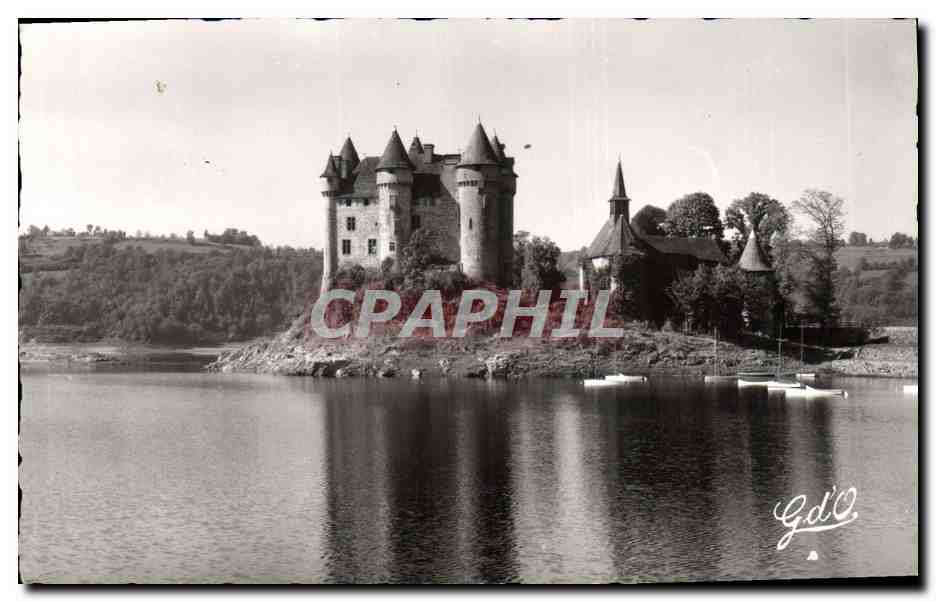 CPM Chateau Auvergne Val