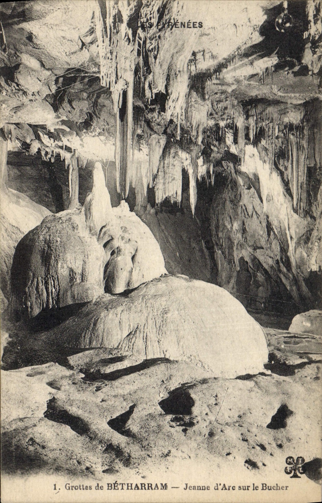 CPA Grotte Grottes de Betharram Jeanne d'Arc sur le bucher