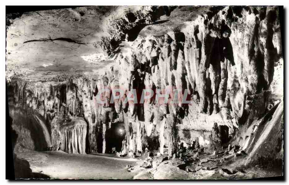 CPA Grotte Grottes d'Arcy sur cure La salle de la boucherie