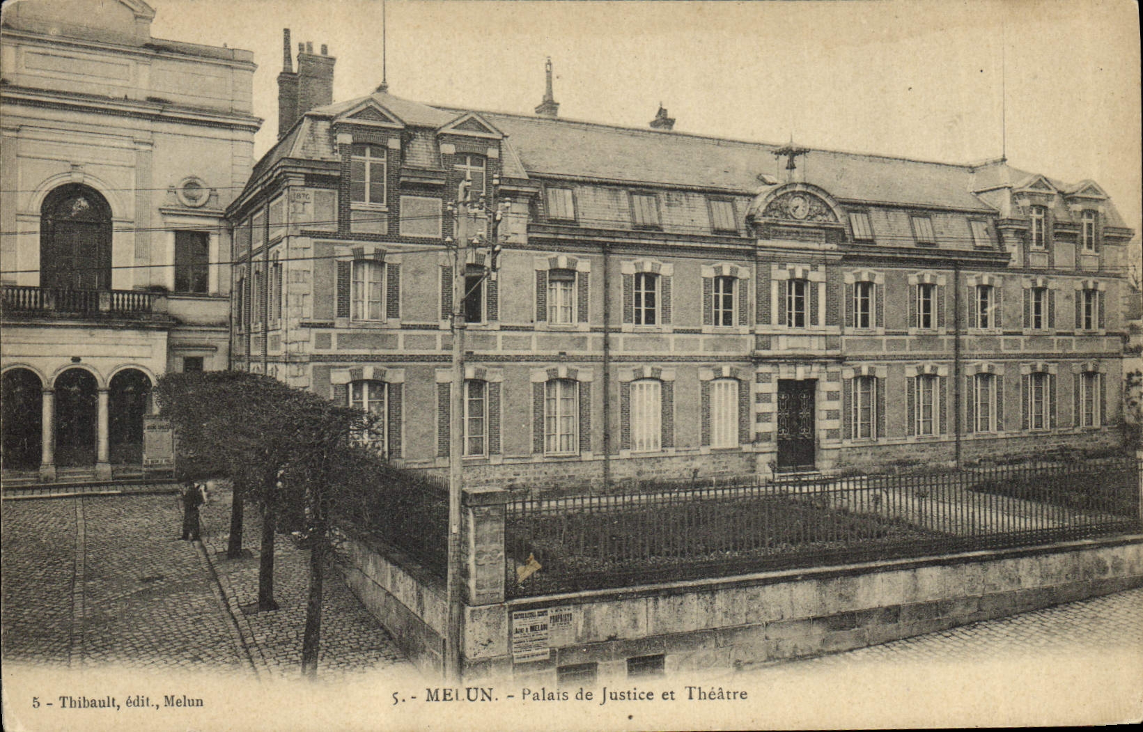 CPA Melun palais de justice et Theatre 