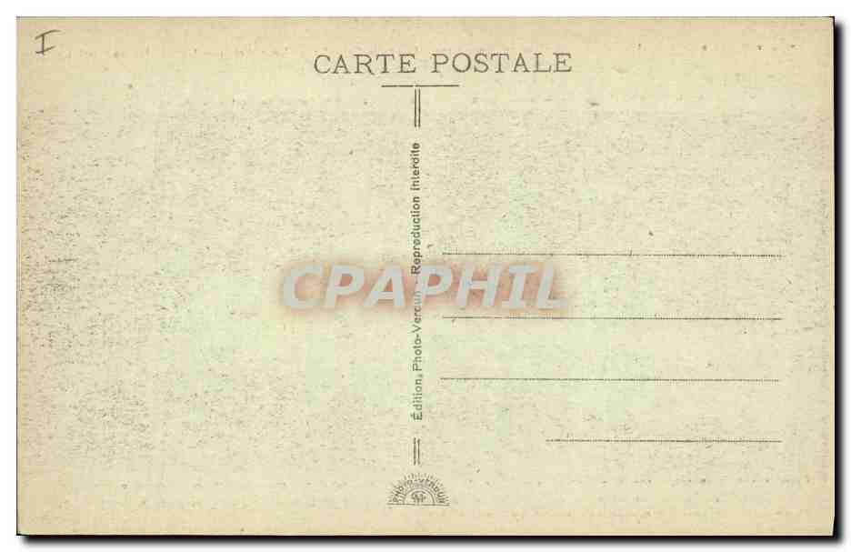 CPA Militaria Ossuaire et phare de Douaumont Arriere du monument Chapelle catholique — Rückseite