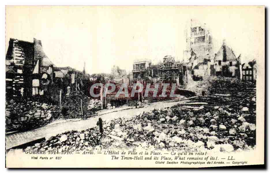 Arras — L'Hôtel de Ville et la Place, Ce qu'il en reste ! — Vied Paris n° 637
