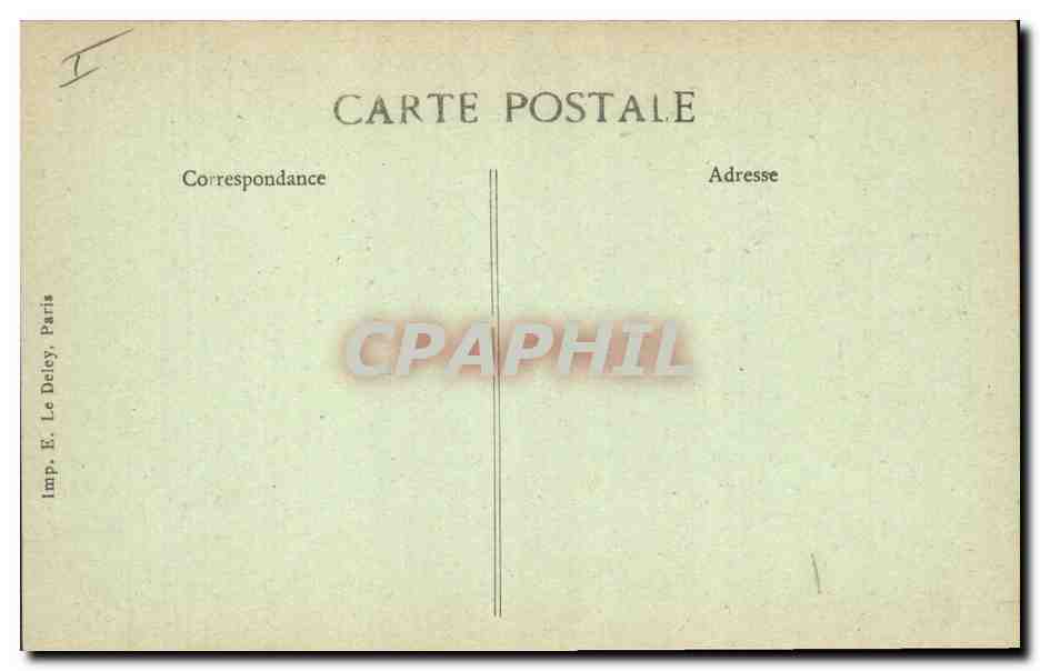 CPA Militaria Guerre universelle Arras l'entree de la Mairie et la Rue Jasques le Caron bombardement — Verso