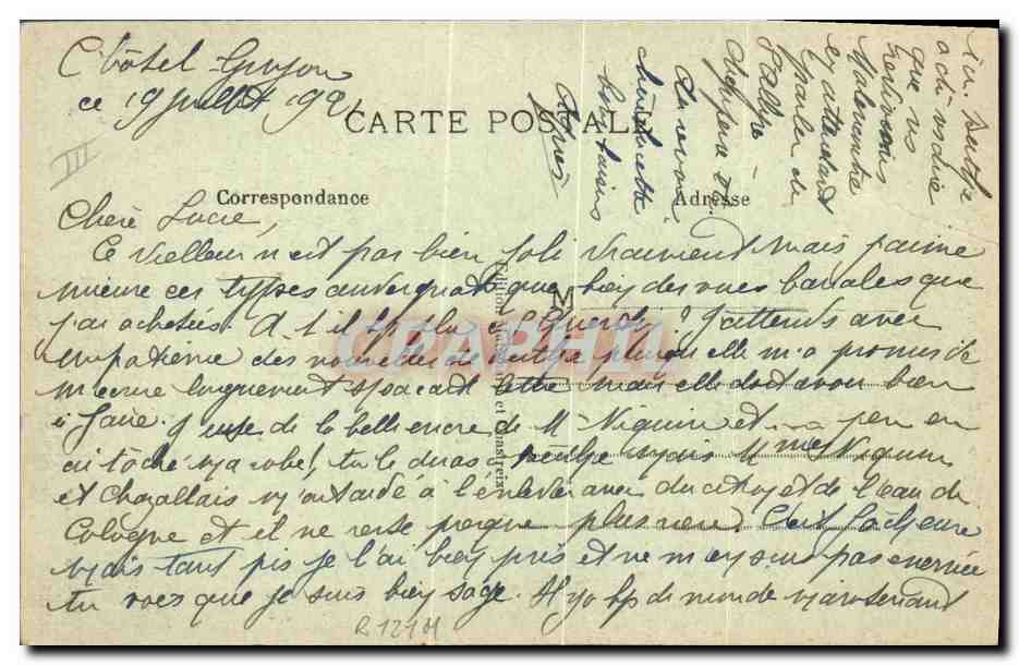 CPA Folklore Auvergne Un Vielleur — Verso