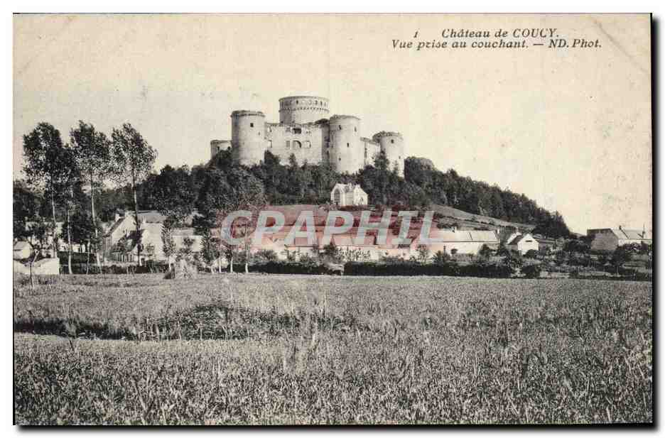 CPA Chateau de Coucy Vue prise au couchant