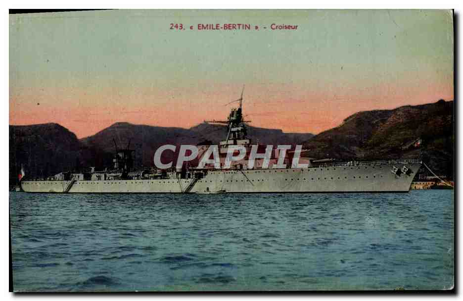 Croiseur Émile Bertin — Port au coucher de soleil — Éditeur : BOUTET-SOURD, 8, Rue Leblond-Hillaire, Toulon (Var)