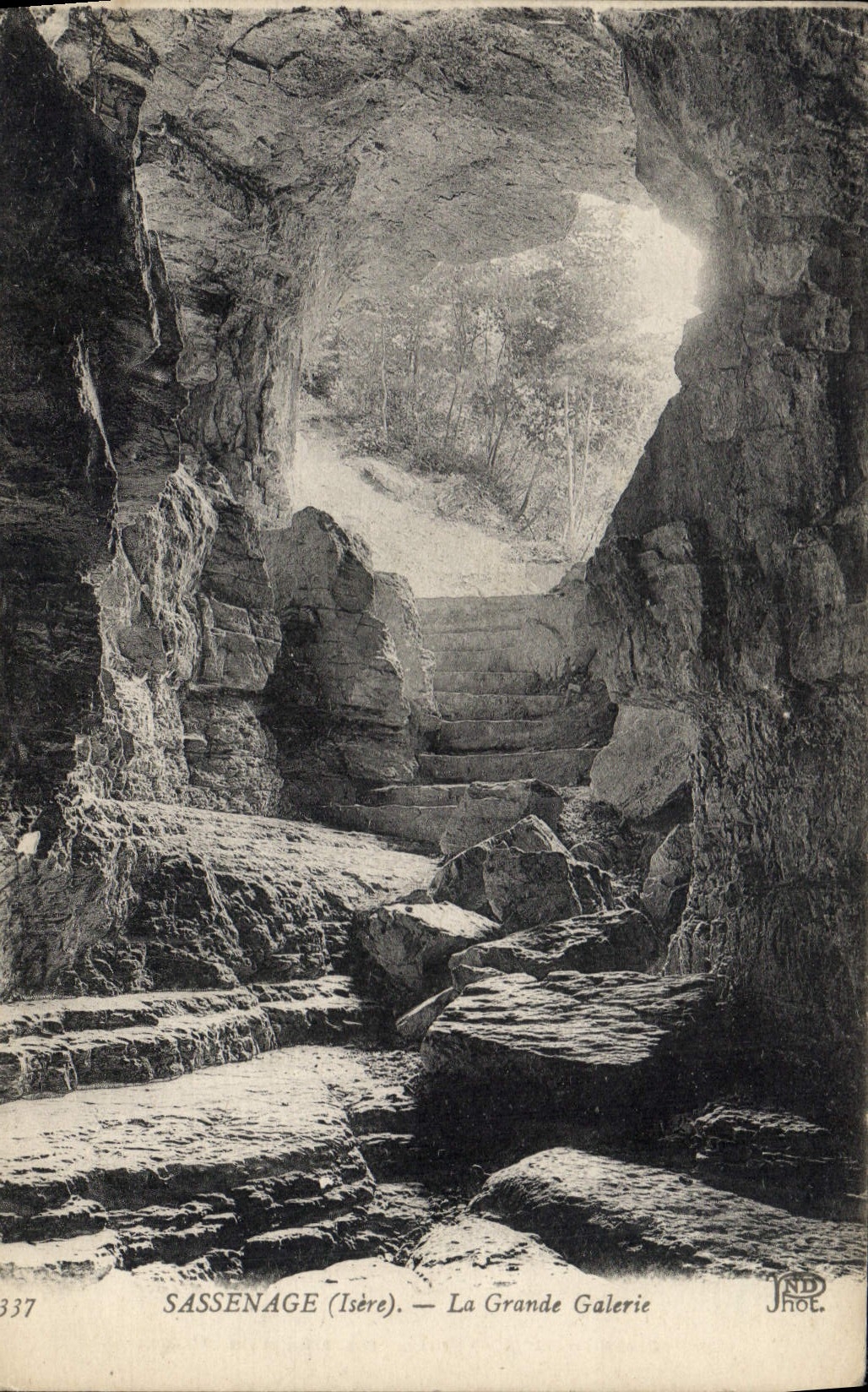 CPA Grotte Grottes Sassenage La grande galerie