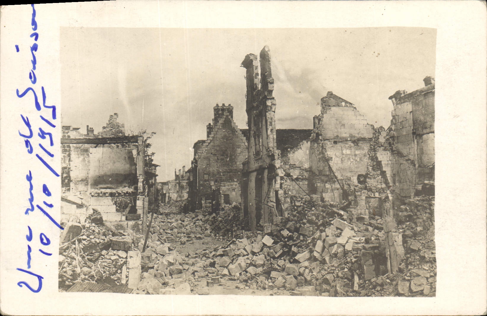 Ruines de Sécession — vue de la ville après les combats — Carte postale CPAPHIL