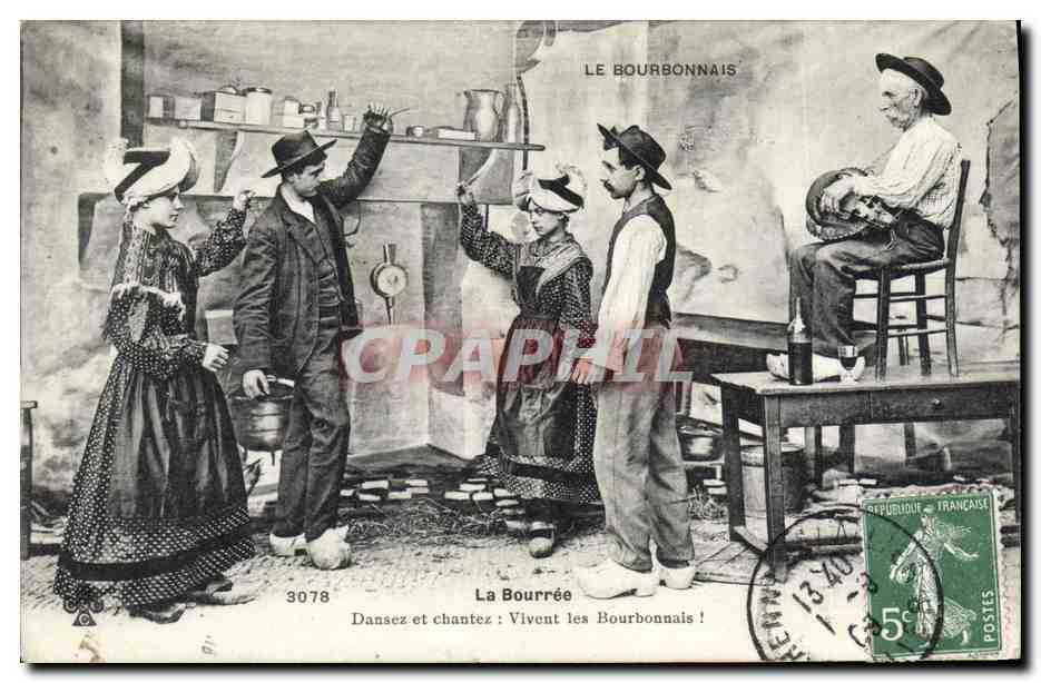 CPA Folklore Boubonnais La bourree