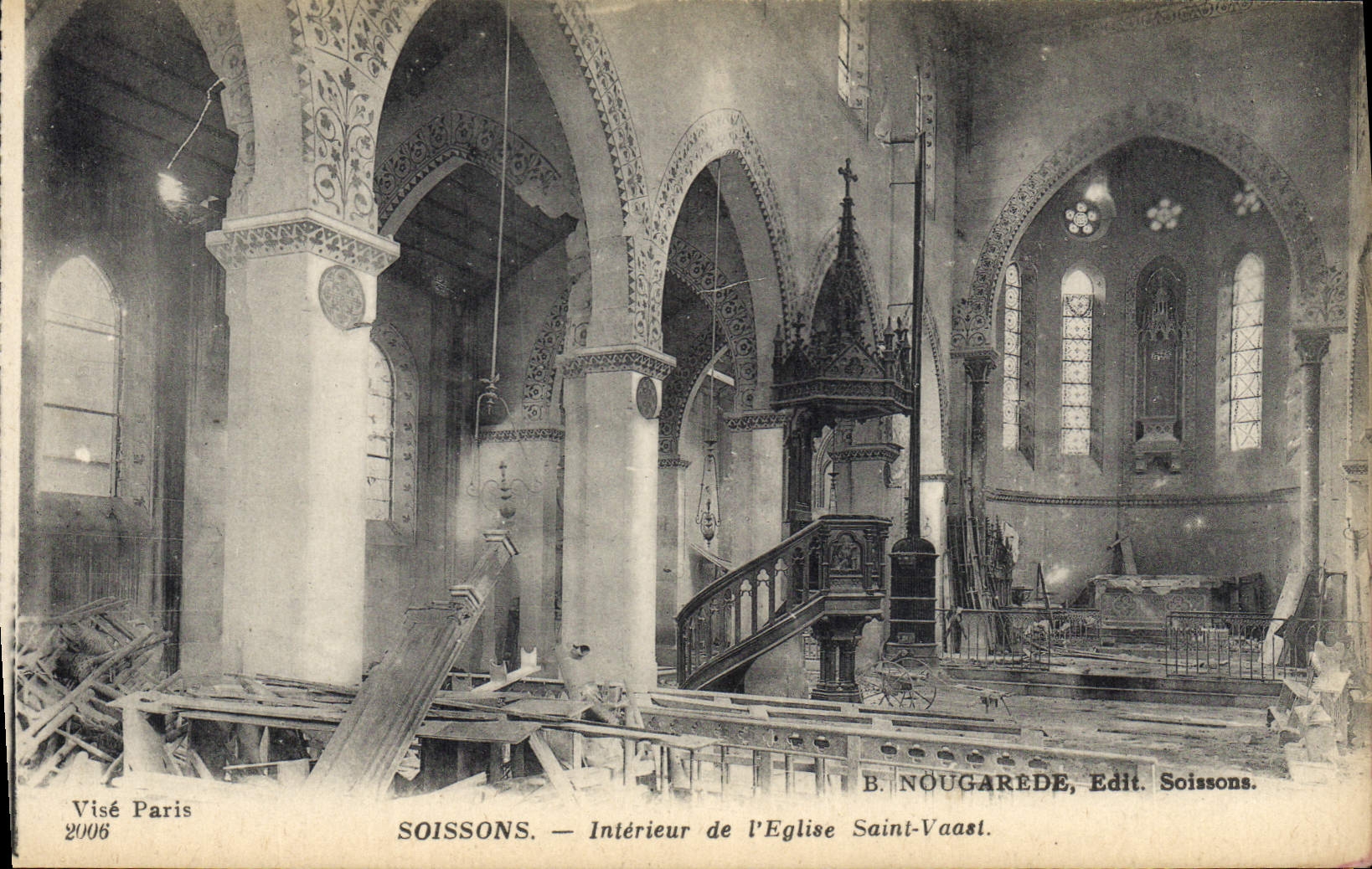 Soissons — Intérieur de l'Église Saint-Vaast — B. NOUGAREDE, Edit. Soissons.