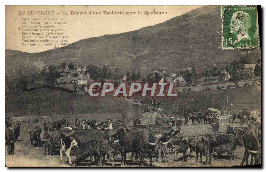 Départ d'une Vacherie pour la Montagne — En Auvergne — n°44 — éditeur non visible