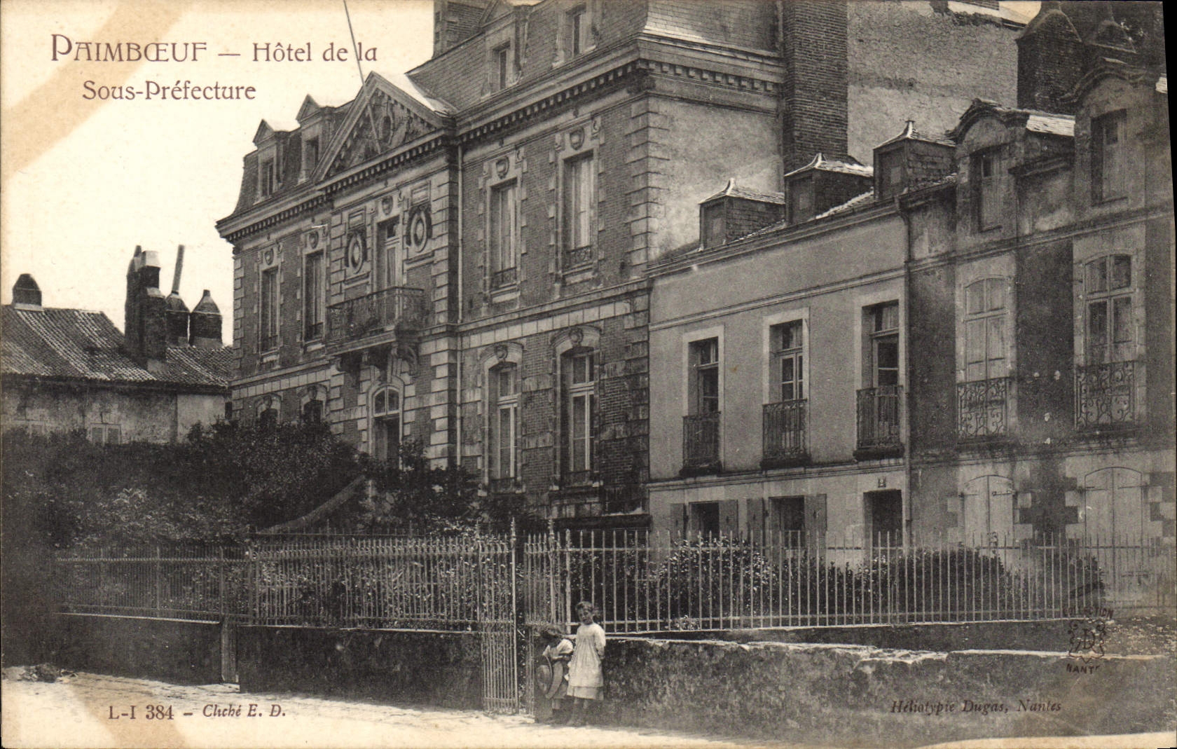 CPA Paimbourf Hotel de la Sous Prefecture 