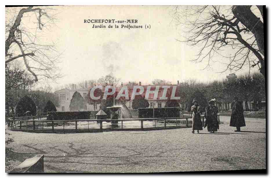 CPA Rochefort sur Mer Jardin de la Prefecture 