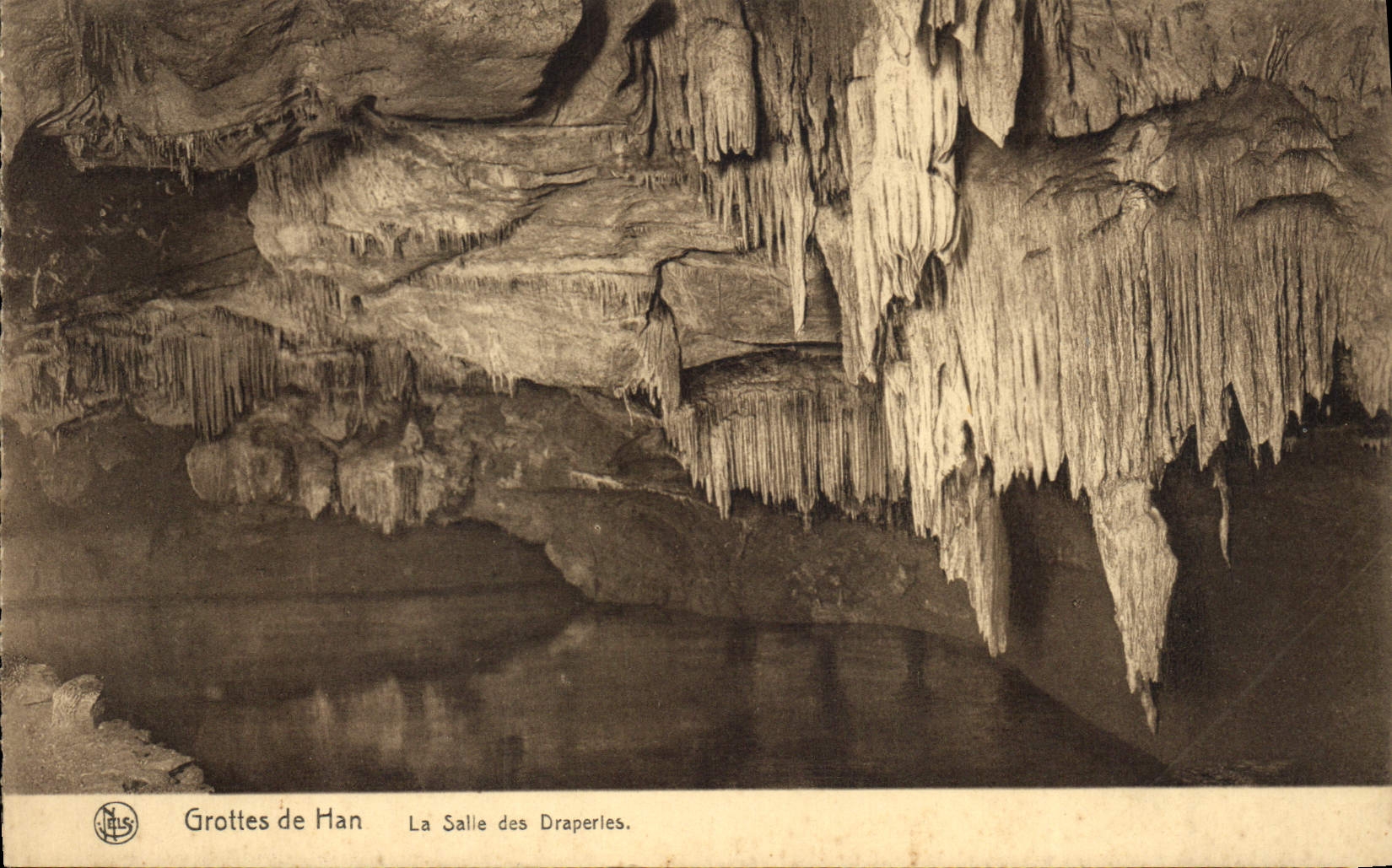 CPA Grotte Grottes de Han La salle des draperies